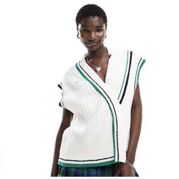 Nike Women's Sportswear Collection Knit Vest Navy Blue Large FN1886-010 $100 - Picture 2 of 7